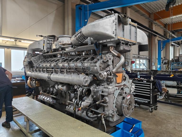 Motor industrial en el taller de GDA Group en Lurín
